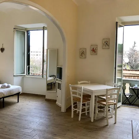 Colosseo Friendly & Gæstehus 3*